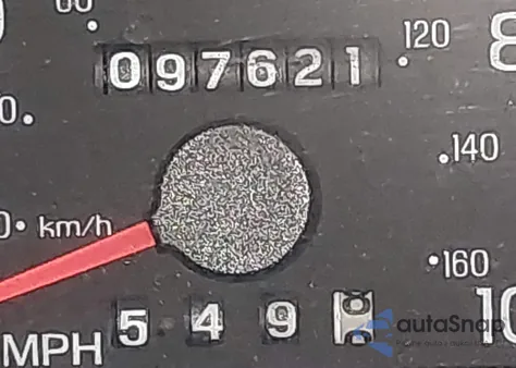 2000 Ford E-350 Super Duty Xl/Xlt z USA, uszkodzony, nr VIN 1FBSS31L1YHB40587